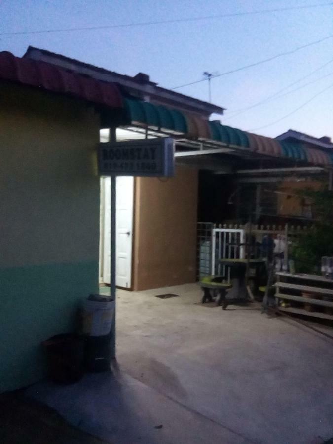 Singgahan Keluarga Jitu Джитра Екстериор снимка